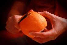 Польза и вред апельсиновых корок — жизнеутверждающая цедра Полезно ли заваривать апельсиновые корки